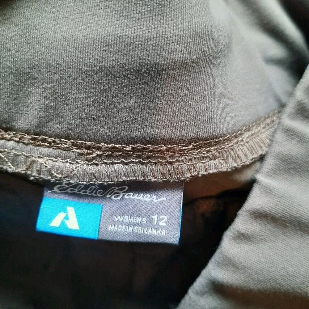 Eddie Bauer First Ascent Shorts Womens 12 Green Pull On Hiking Stretch‎ Nylon